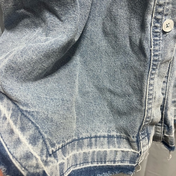 Grace + Karma Heavy Denim Shirt with Raw Hem Size Medium - Picture 3 of 7